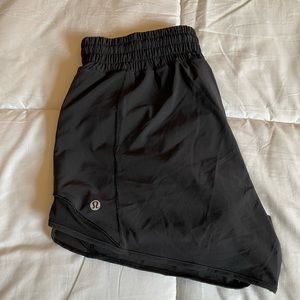 Lululemon Hotty Hot High-Rise Lined Short 4"